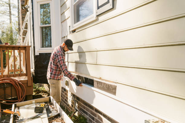 Trusted Vinyl Siding service in Julian, NC - Squared Siding